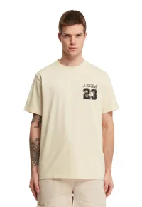 Off-White T-Shirt